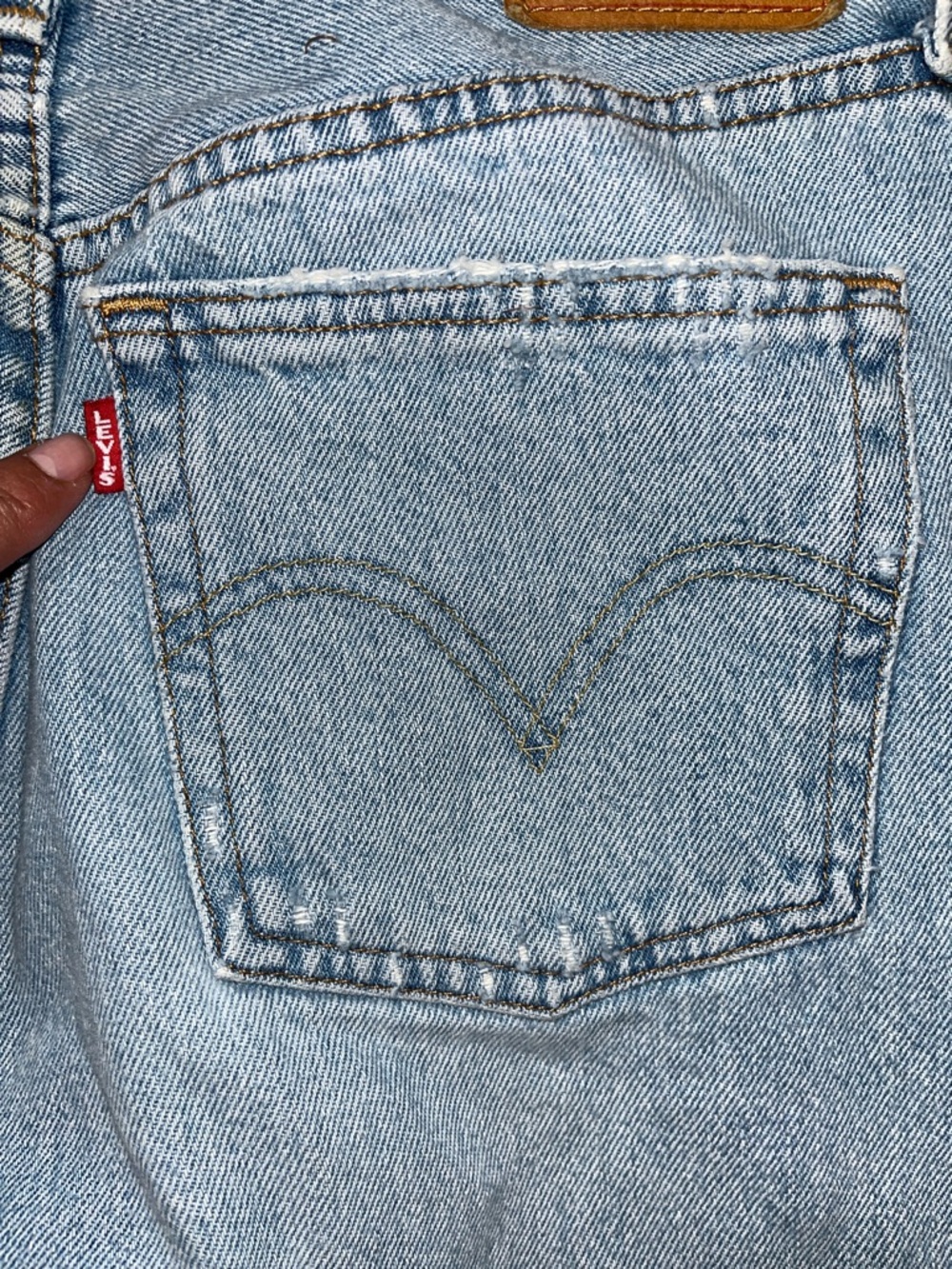 Levi's Light Blue Women's Straight Leg Jeans - Picture 5 of 8